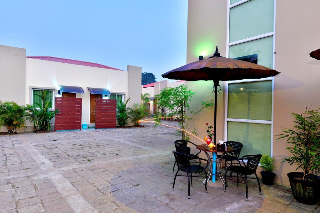 Kanbawza Hinthar Hotel Баго Екстер'єр фото